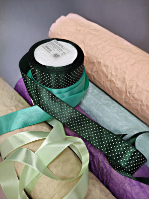 Упаковка эко-крафт жатый + атласная лента