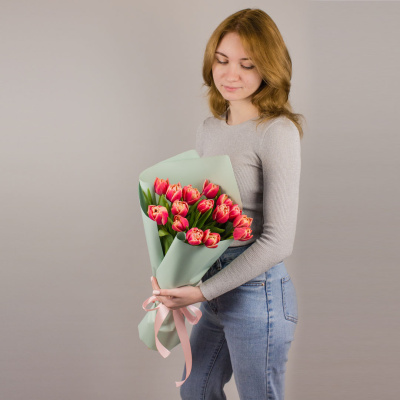Букет из 15 пионовидных тюльпанов Колумбус 46326