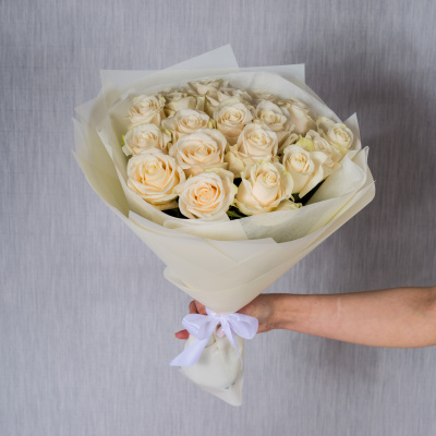 Букет из 19 кремовых роз Эквадор 40 см 36204-Крем Букет из 19 кремовых роз Эквадор 40 см 36204-Крем